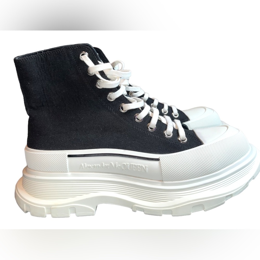 Alexander McQueen Tread Slick Boots